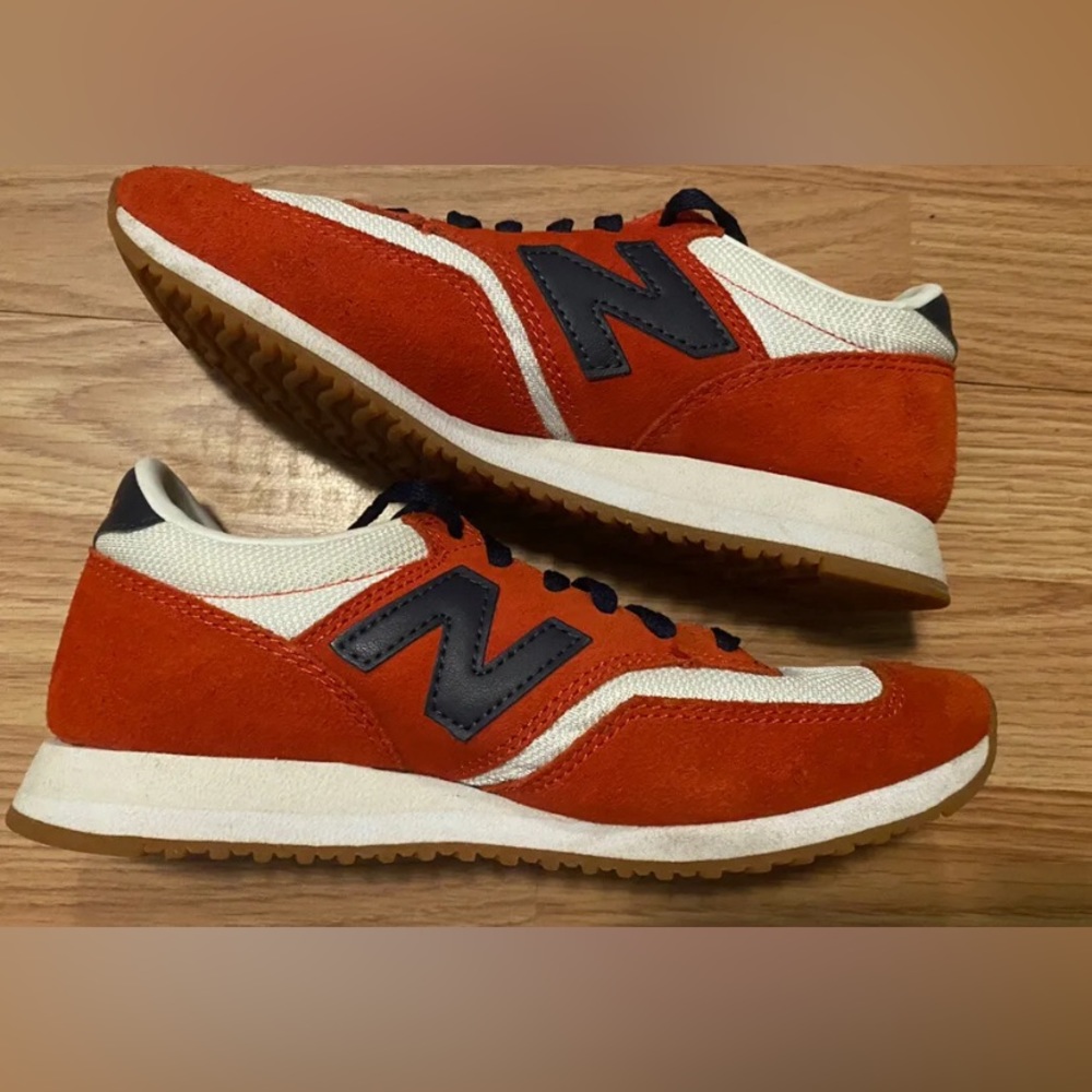 New Balance 574 Orange Suede Classic Sneakers Sz 6 Womens